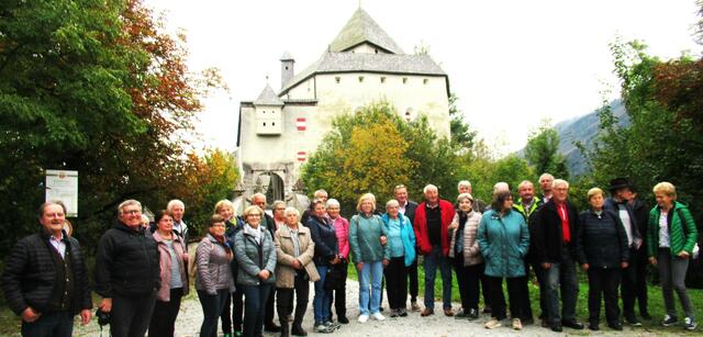 Burg Strechau in der Gemeinde Lassing: Die weithin sichtbare Wehranlage thront auf einem steilen Felsrücken. | Foto: Alois Jax