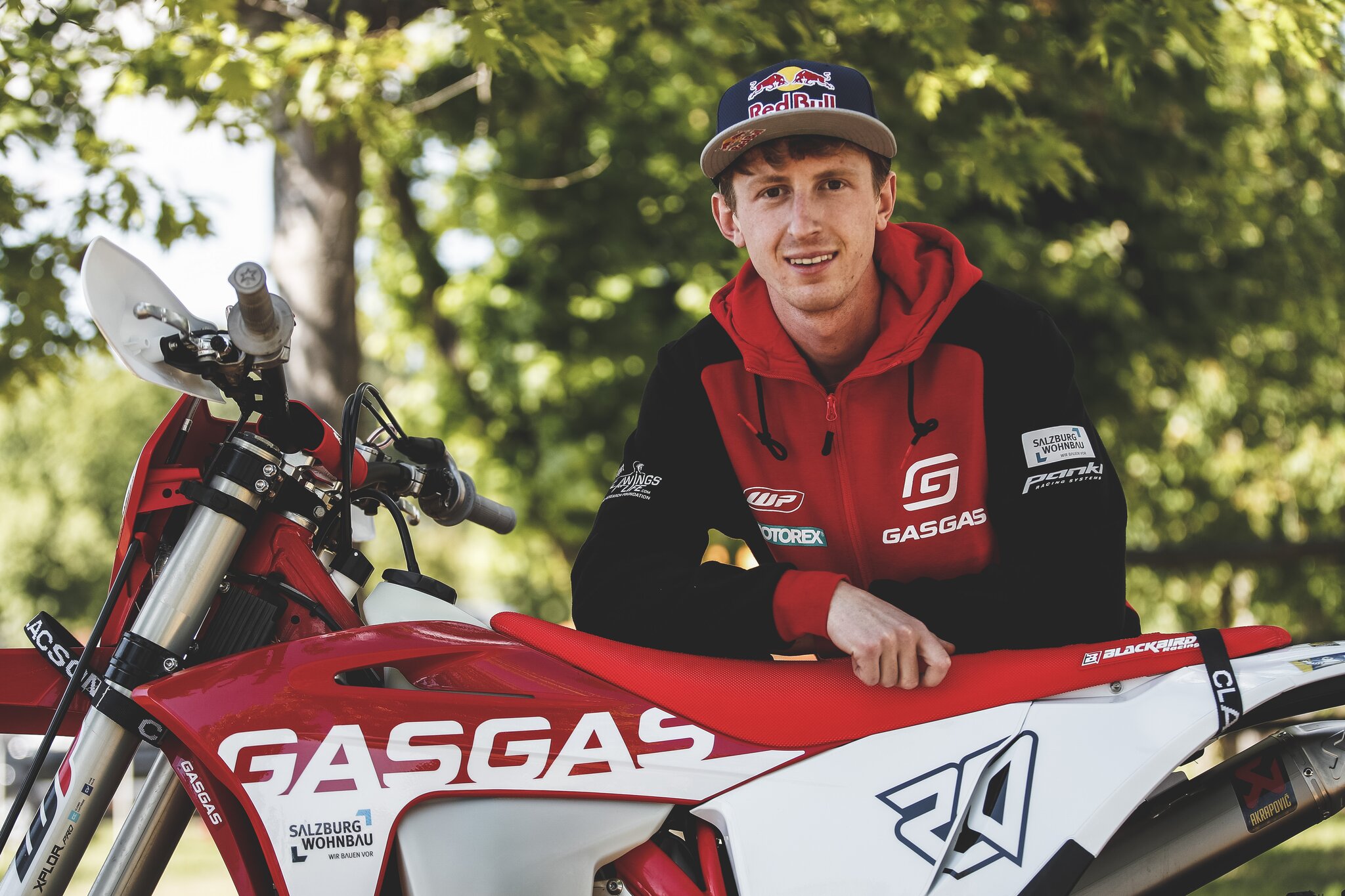 Hard Enduro Rennen: Hard Enduro Fahrer Michael Walkner gewinnt ...