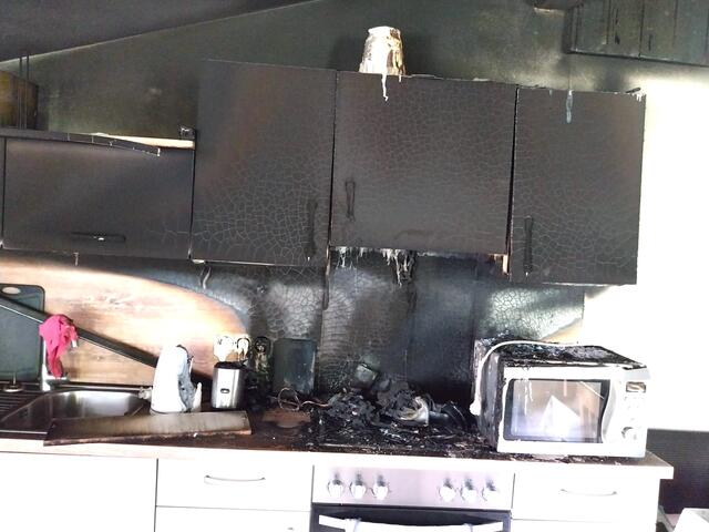 Der Küchenbrand konnte gelöscht werden. | Foto: ZOOM-Tirol