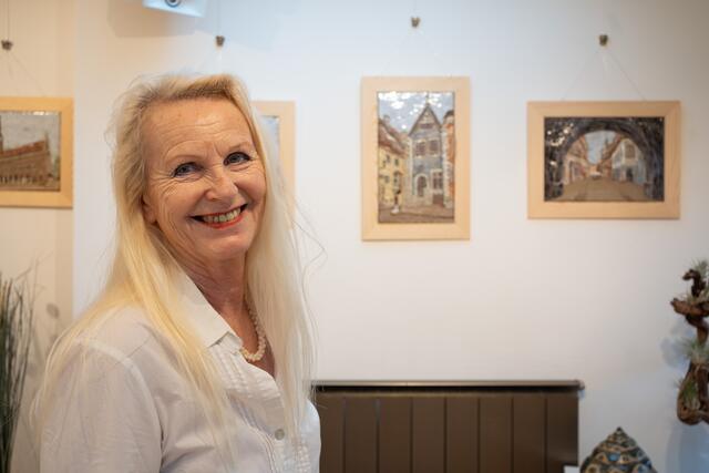 Auch Monika Holzbauer zeigt wieder ihre Werke. | Foto: Eva R.