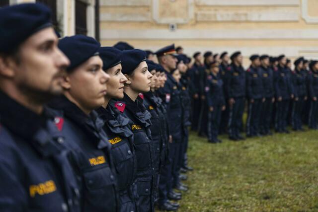 Anzugelobender Lehrgang im Stift Altenburg
 | Foto: LPD NÖ