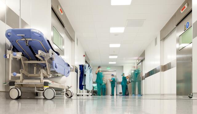 Mit das größte Jobangebot gibt es im Bezirk Schärding noch im Gesundheitsbereich, ebenso wie in der Metall- oder Elektrobranche sowie im Fremdenverkehr. | Foto: vilevi / panthermedia.net