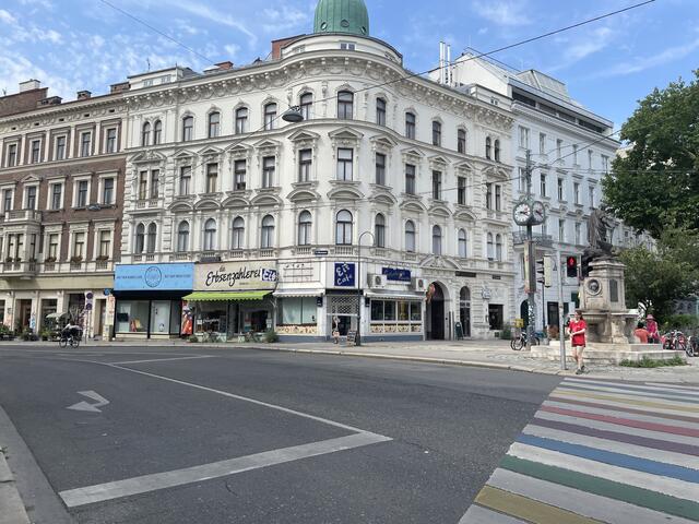 Der Margaretenplatz ist ein zentraler Knotenpunkt im Bezirk. | Foto: Tamara Winterthaler