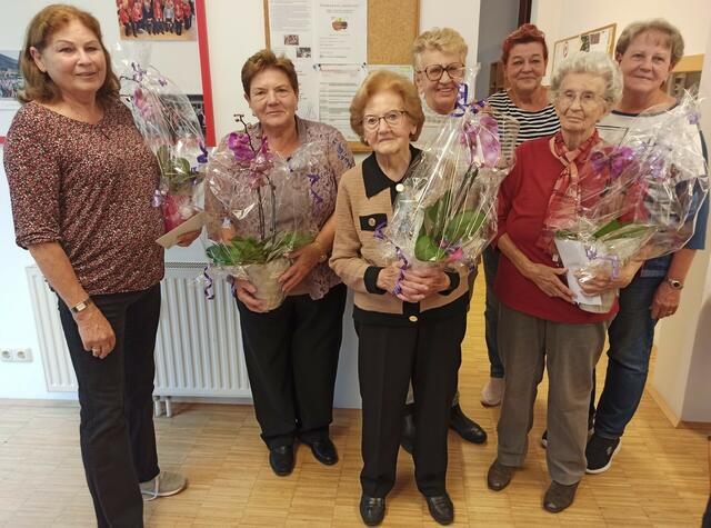 Elisabeth Brunner, Maria Gogoditsch, Herta Böhm, Josefa Ecker, Roswitha Krakhofer, Edith Widmann, Brigitte Richter. | Foto: Franz Perger