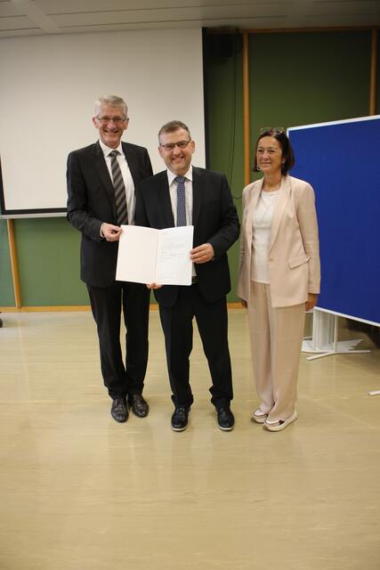 Thomas Drdak (mitte)  wurde zum Fachvorstand bestellt | Foto: by SZE St. Pölten