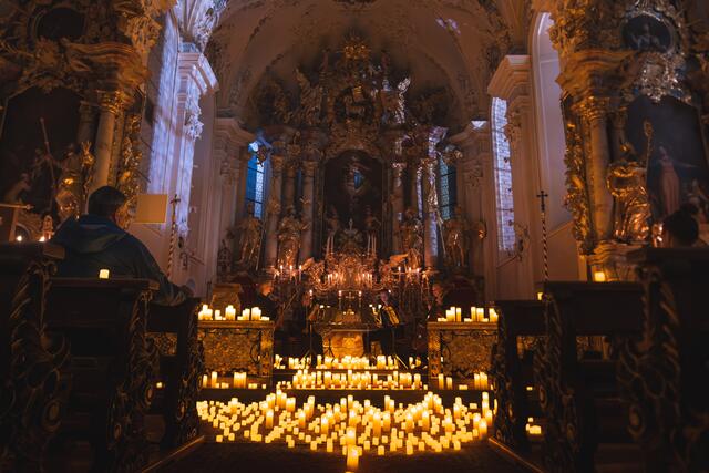 Candlelight in der Pfarrkirche. Ein Konzert zwischen tausend Kerzen. | Foto: TVB Ischgl