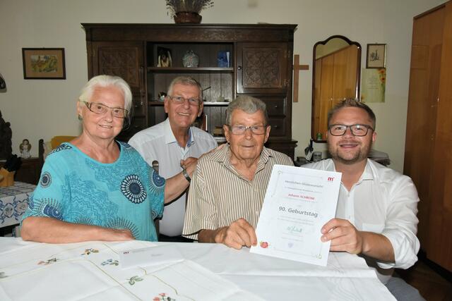 Herrn Johann Schrom aus Mistelbach feierte seinen 90. Geburtstag. | Foto: Stadtgemeinde Mistelbach