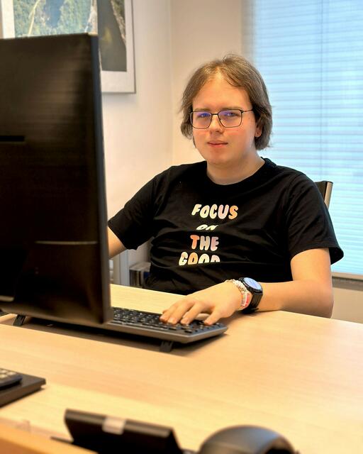 Andrej Korovljevic freut sich auf die Ausbildung. | Foto: Stadtmarketing Traun