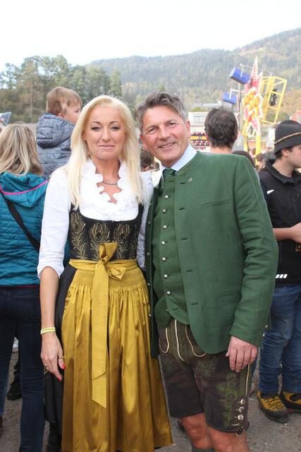Bürgermeister Albert Brunner mit Sissi Gruber. | Foto: MeinBezirk