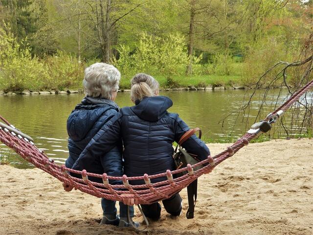 Demenz bedeutet für Betroffene eine massive Einschränkung der Lebensqualität, aber auch für Angehörige ist diese Erkrankung eine Herausforderung.  | Foto: pixabay