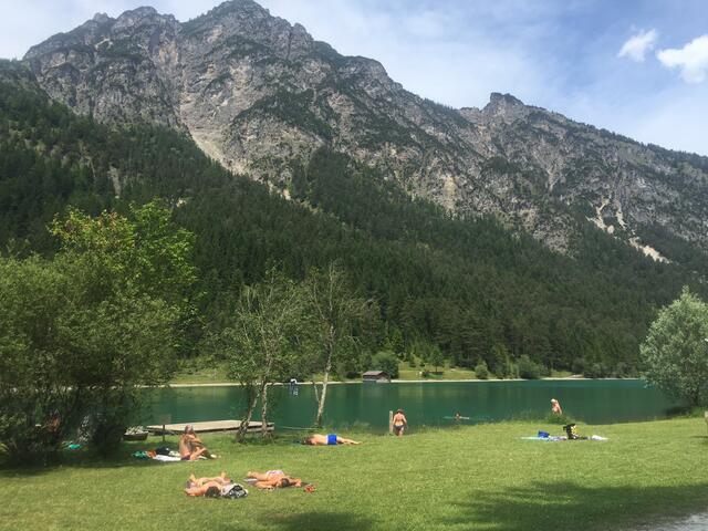 Liegewiese am Heiterwanger See | Foto: Reichel