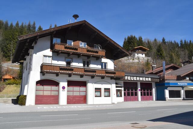 Sobald die Feuerwehren in die neue Zentrale übersiedeln, erhält die Musikkapelle am "alten" Standort ein Probelokal. | Foto: Johanna Bamberger