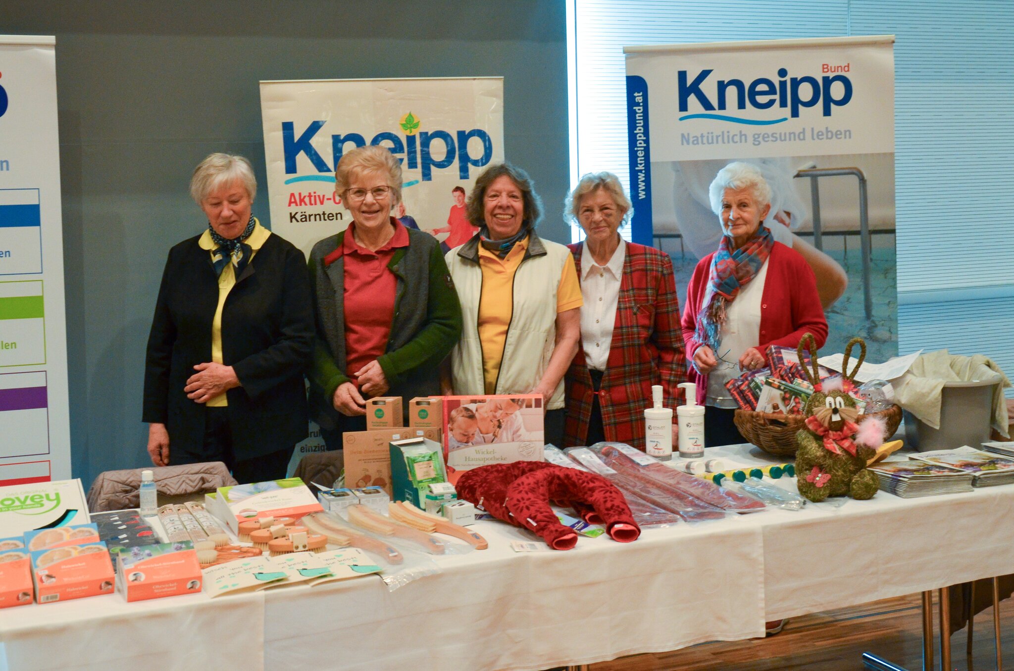 Kneipp-Gesundheitstag-im-Rathaushof-in-St-Veit