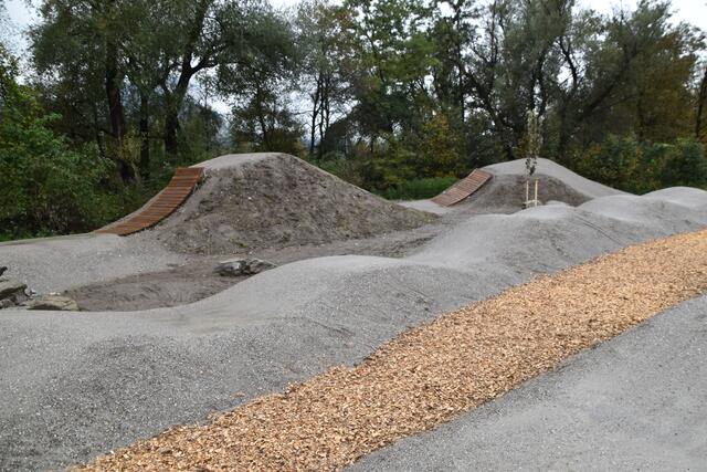 Jumpline für Profis: Ein Highlight der neuen Anlage sind die Sprunghügel für erfahrene Biker. | Foto: Kendlbacher
