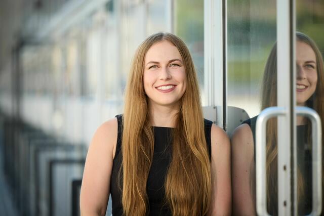 Durch ihre Arbeit liefert Jasmin Willinger Ansätze, wie die Studienbedingungen inklusiver gestaltet und dadurch der Zugang für marginalisierte Gruppen erleichtert werden kann. | Foto: Johannes Hloch