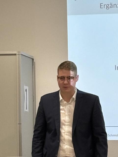 Michael Fahn Neuwahlen in Sitzendorf: Florian Hinteregger ist neuer Bürgermeister ...