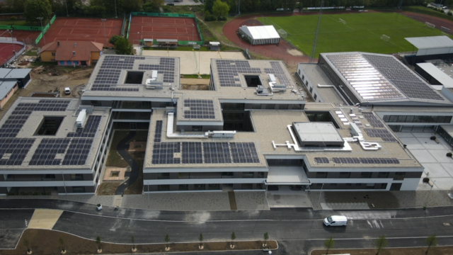Am Dach des Campus befindet sich eine 700 kWp Photovoltaikanlage. | Foto: Stadtgemeinde Hollabrunn