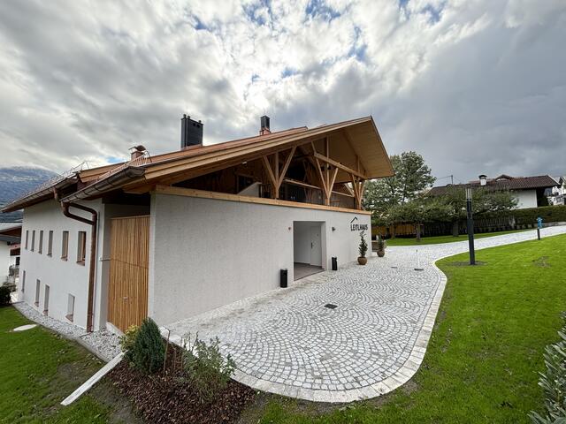 Das Leitlhaus, das lange Zeit dem Verfall nahe schien, erstrahlt nun in neuem Glanz. | Foto: Kendlbacher