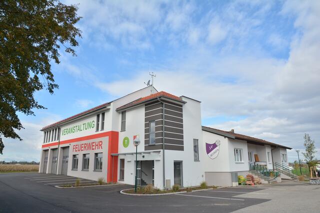 Außenansicht Veranstaltungszentrum und FF-Haus. | Foto: Stadtgemeinde Tulln