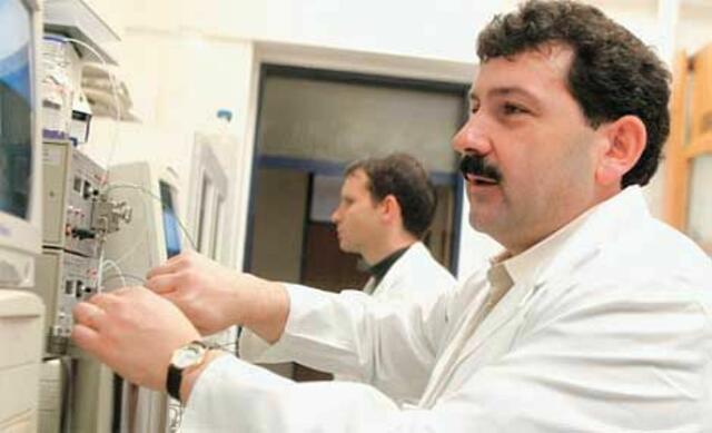 Aleš Štrancar: Im Zentrum seiner Vorwürfe steht ein  Insolvenzverwalter aus Eisenstadt, der vom Biotech-Unternehmer beschuldigt wird, unrechtmäßige Handlungen im Rahmen des Insolvenzverfahrens der früheren Eigentümergesellschaft BIA Separations GmbH unterstützt zu haben. Gemeinsam mit einem Investor soll er laut seiner Vorwürfen versucht haben, das slowenische Tochterunternehmen in den Konkurs zu treiben, um es zu einem Bruchteil des Wertes zu übernehmen.