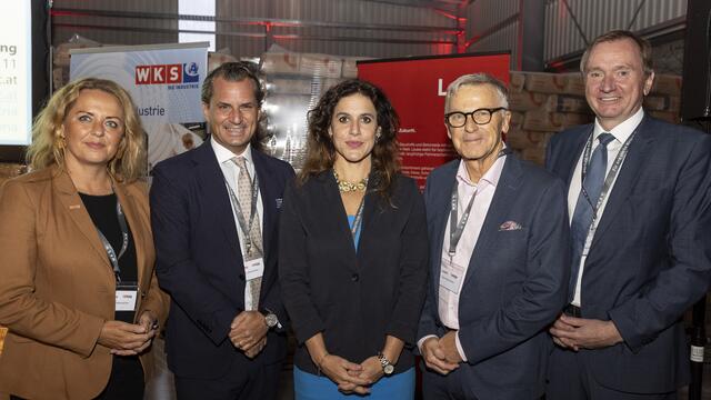 Von links: Spartengeschäftsführerin Anita Wautischer, Spartenobmann Peter Unterkofler, Ökonomin Monika Köppl-Turyna (EcoAustria), WKS-Präsident Peter Buchmüller und Bundesspartengeschäftsführer Andreas Mörk.  | Foto: WKS/Kolarik