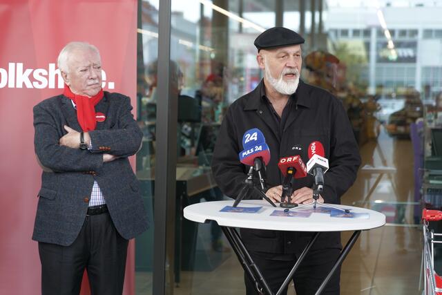 Erich Fenninger, Direktor der Volkshilfe Österreichs, sieht die Aktion als eine unmittelbare Hilfe und langfristige Lösung.  | Foto: Max Spitzauer/MeinBezirk