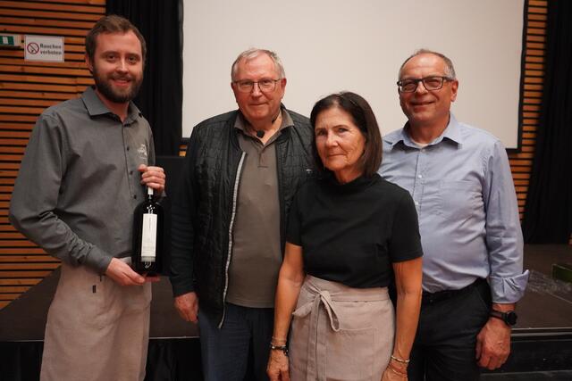 Das Team beim Blaufränkisch-Stammtisch: Günter Thil, Franz Kast, Melitta Muthentaler und Gottfried Kast | Foto: Andrea Glatzer