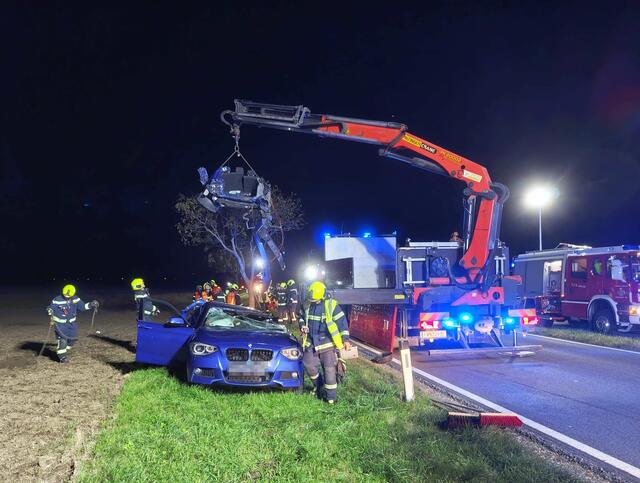 Schwerer Verkehrsunfall in Baden Land. | Foto: DOKU NÖ