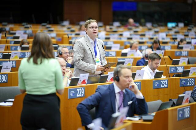 Auch der Bezirksrat der Leopoldstadt, Florian Tschebul (Grüne), war auf der Woche der Regionen mit dabei. | Foto: Ausschuss der Regionen