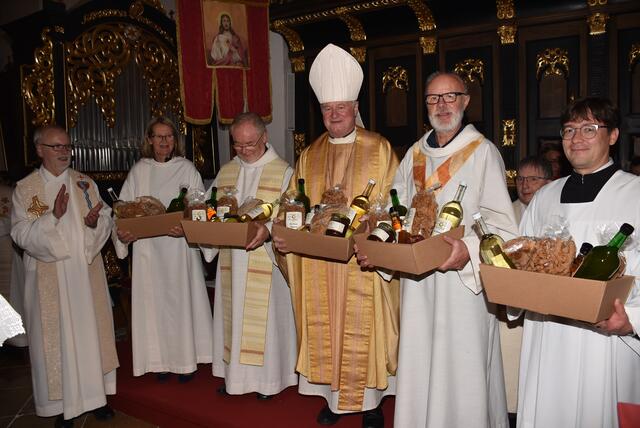 Abschluss-Gottesdienst in der Stiftskirche Waldhausen - Bischöfliche Visitation Dekanat Grein 2024.  | Foto: Robert Zinterhof