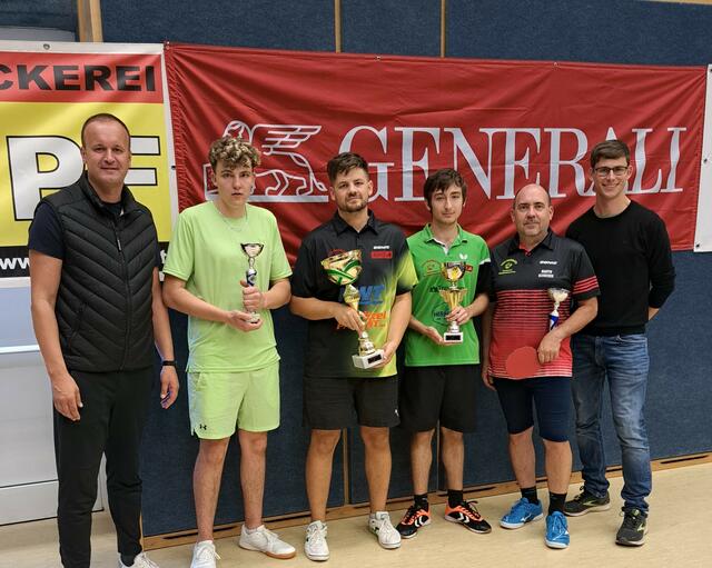 Hobbybewerb von links; Sportstatrat Admir Mehmedovic, Adrian Jetschko, Martin Eckl, Sebastian Meister, Martin Schreiber, GMR. David Brandl 