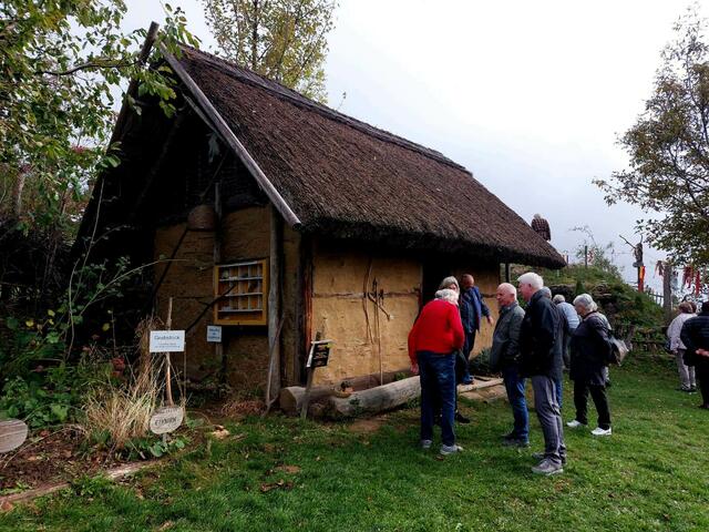 Ein Kupferzeitliches Lasinjahaus !