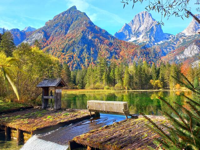 Der leichte Nebel lichtete sich bald und gab den Blick frei auf die Spitzmauer und den großen Priel!