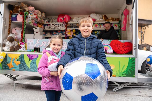Den kleinsten Besucher bereiteten zahlreiche Karussells und Spielstände große Freude. | Foto: Ekatarina Paller