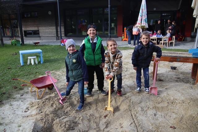 Die Kinder genießen die Rahmenbedingungen im modernisierten und vergrößerten Kindergarten mit Kinderkrippe. | Foto: MeinBezirk