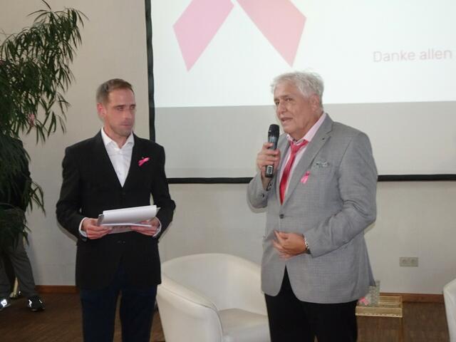Kurt Resetarits (re.) referiert zu den Themen Frauengesundheit, Brustkrebsvorsorge und HPV-Impfung. | Foto: Peter Sattler