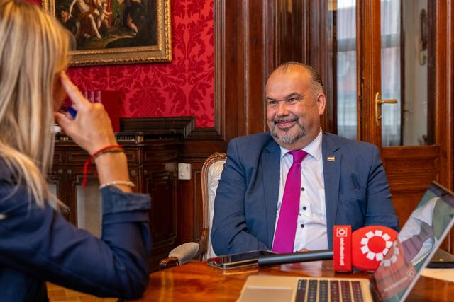 Daniel Glunčić: "Burgenland-Kroaten sind ein wichtiger Faktor in der österreichischen Gesellschaft. Sie sind eine Volksgruppe, die über 500 Jahre ihre Tradition, ihre Sprache, ihre Art zu leben beibehalten, sich aber in der österreichischen Gesellschaft in jeglicher Hinsicht integriert hat und Teil Österreichs ist." | Foto: Gilian Scharf