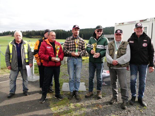 Klasse C1, v. l. Rennleiter Feiel, 2. Karl Wolf, 1. Filippo Mazzucatto, 3. Peter Sifkovits, 4. Jörg Hinzsch, Obmann Steinwidder.