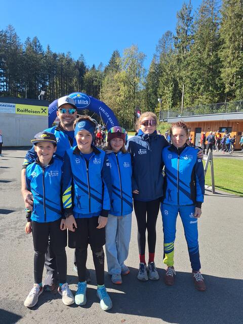 Die vier jungen Athleten vom Biathlon-Team Reutte erzielten in Schwoich tolle Ergebnisse. | Foto: Biathlon-Team Reutte