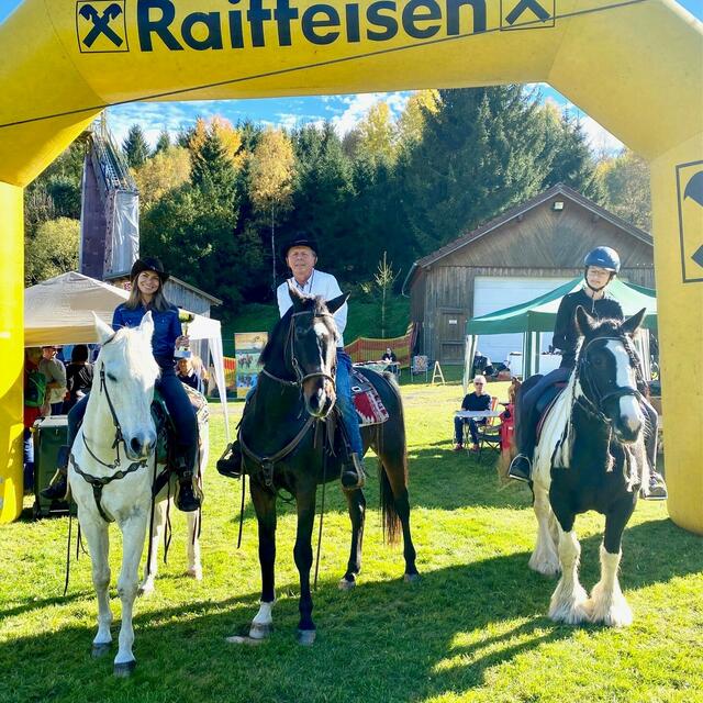 Im Schidorf Kirchbach dreht sich am 20. Oktober alles rund ums Pferd. | Foto: privat