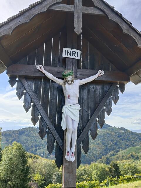 Das Heber-Kreuz in Kitzeck nimmt im kirchlichen Jahresreigen einen wertvollen Platz ein. | Foto: Höfer
