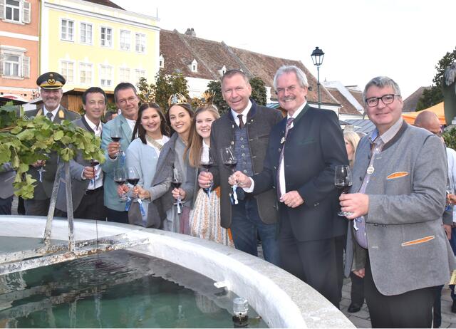 Das diesjährige Weinlesefest zog rund 17.000 Besucher nach Retz. | Foto: Herbert Schleich