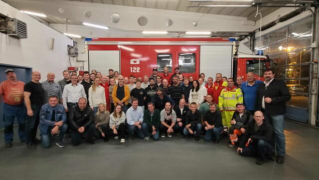 Ein gemeinsames Danke-Fest wurde für die Helferinnen und Helfer während des Hochwassers von der FF Purkersdorf veranstaltet. | Foto: FF Purkersdorf