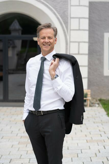 Bürgermeister Wolfgang Pfeifenberger im Gespräch mit MeinBezirk über bereits umgesetzte sowie sich in Planung befindene Projekte. | Foto: Marktgemeinde Tamsweg