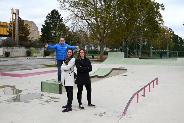Bürgermeister Christian Samwald, Stadträtin Jeannine Schmid und Judo-Ass und Namensgeberin Michaela Polleres. | Foto: Kristin Stocker/Stadtgemeinde Ternitz