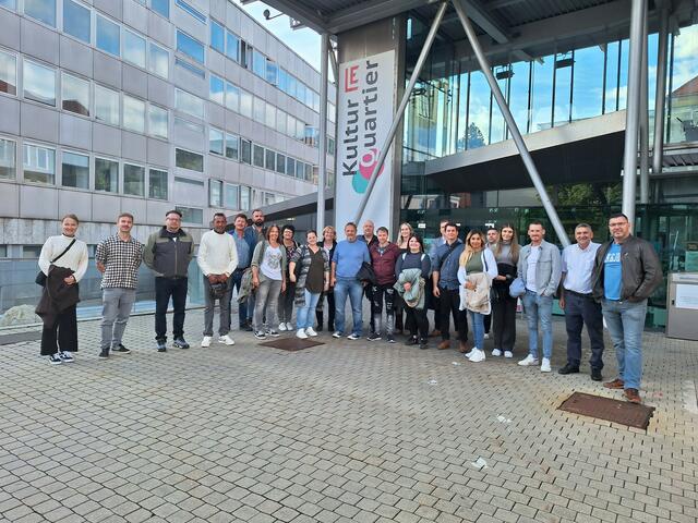 Bereits zum zweiten Mal in diesem Jahr hieß es „Welcome to Leoben“ für 24 neue Teammitglieder, die offiziell bei der Stadt Leoben willkommen geheißen wurden. | Foto: leopress