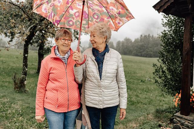Die Fölsermentscha: Hermi und Heli | Foto: Barbara Pölzgutter Photography