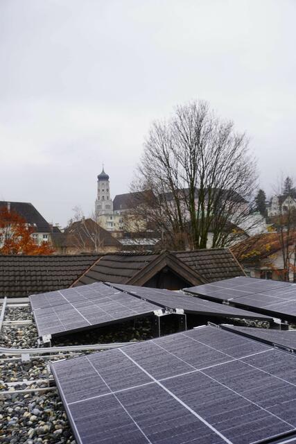 Selbsterzeugter Strom auf Bludenzer Dächern.  | Foto: Stadt Bludenz