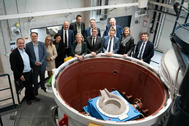 Im Beisein zahlreicher Ehrengäste wurde am Donnerstag das neue Forschungszentrum für Wasserstoff und Kohlenstoff in Leoben-Leitendorf feierlich eröffnet. | Foto: MUL/Tauderer