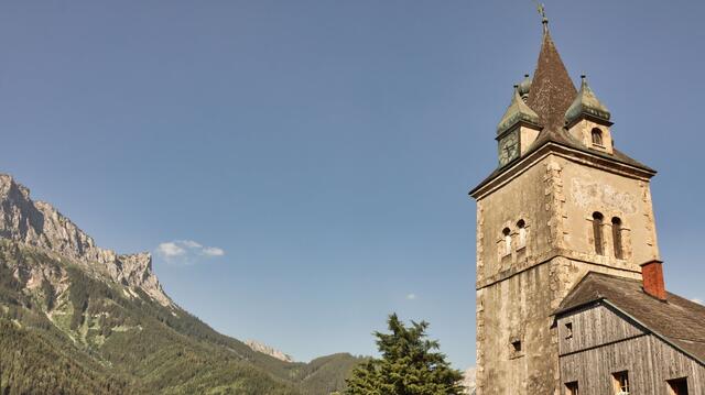 Der Schichtturm in Eisenerz ist ein Wahrzeichen der Region. Darin befindet sich ein bergmännisches Museum mit Werkzeugen und Mineralien vom Erzberg. | Foto: Weges OG